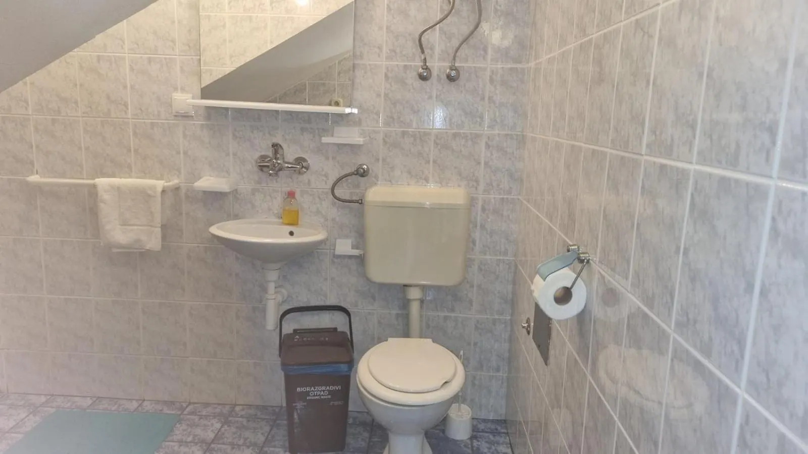 Apartman S Lijepim Pogledom Punat